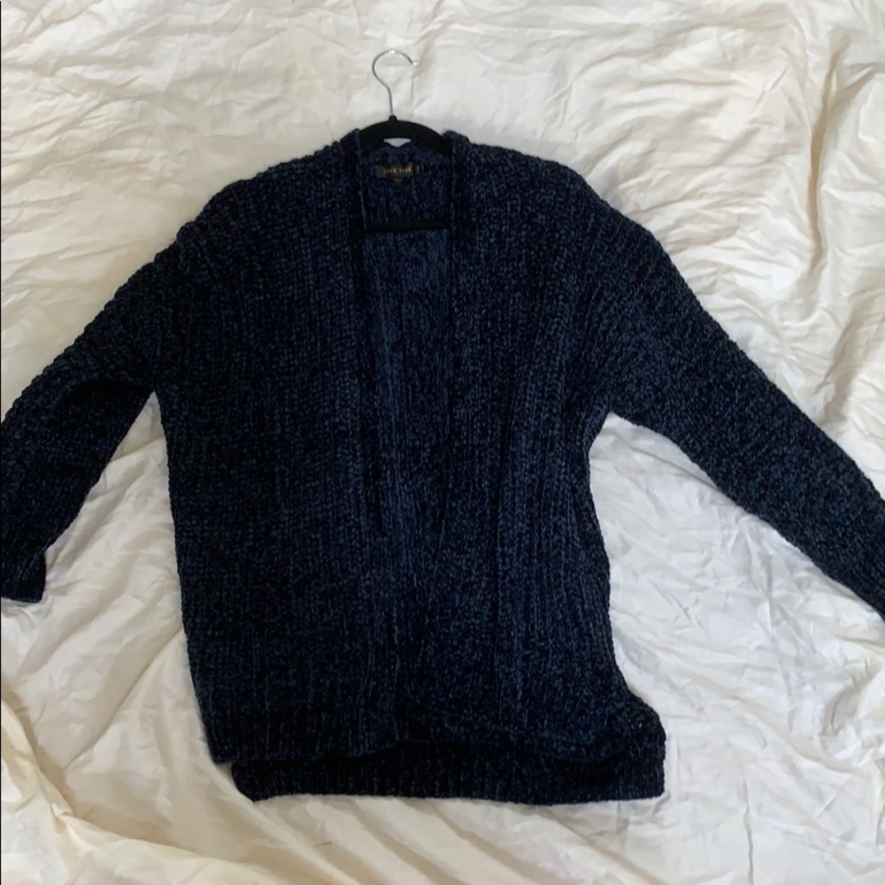 Love Tree cropped navy blue velvet knit cardigan